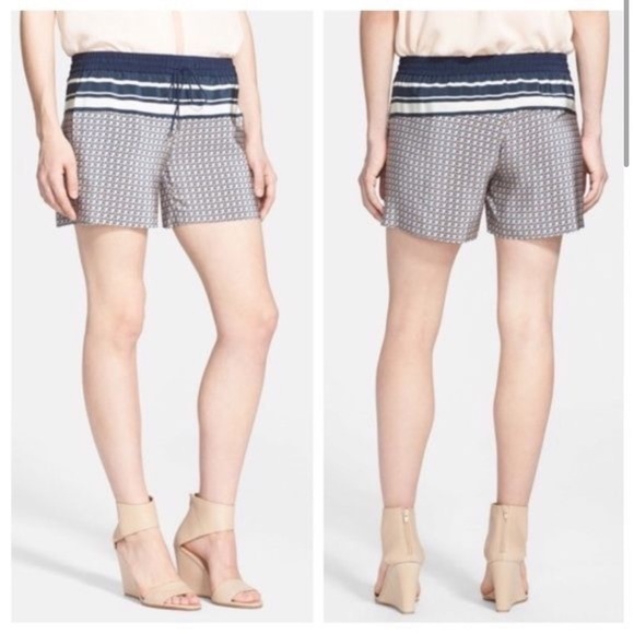 Vince 100% Silk Border Print Drawstring Shorts Coastal Blue - Size Small - Picture 3 of 12